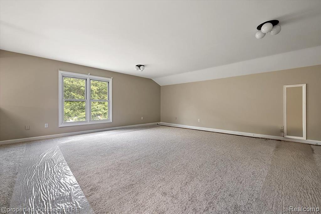4069 Harbor Vista Drive, Orchard Lake Village, MI 48323 — Photo 28