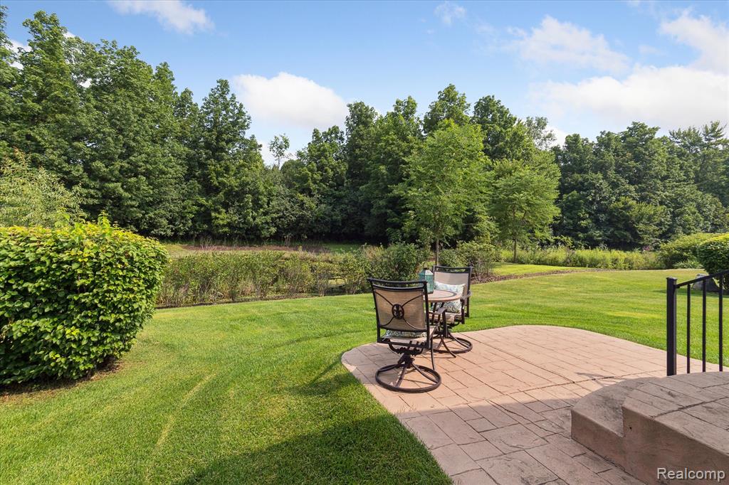 49276 Garden Lane, Canton, MI 48188 — Photo 41