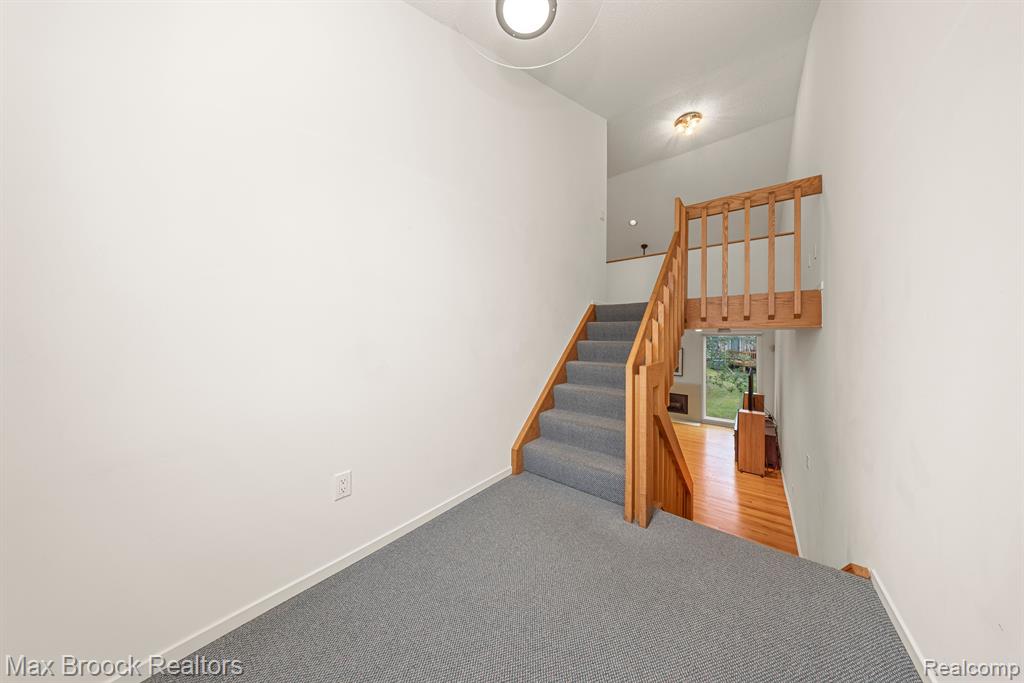 6337 N ASPEN RIDGE Boulevard, West Bloomfield, MI — Photo 31