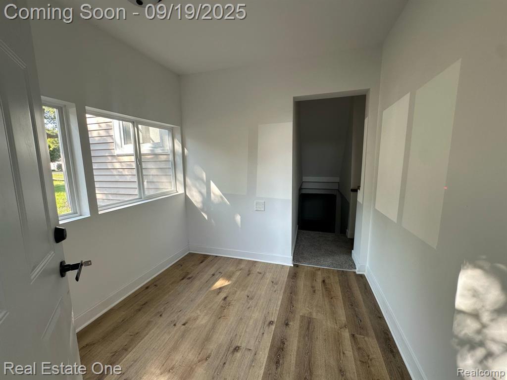 6089 Lapeer Road, Burton, MI 48509 — Photo 23