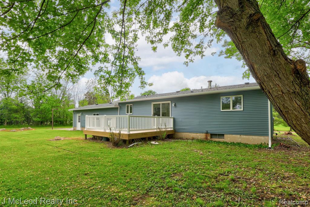 12146 Crawford Road, Otisville, MI 48463 — Photo 38