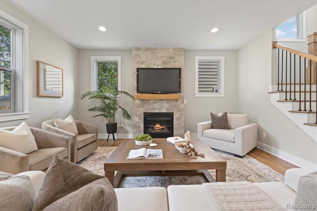 801 Hawthorn Avenue, Royal Oak, MI 48067 — Photo 12