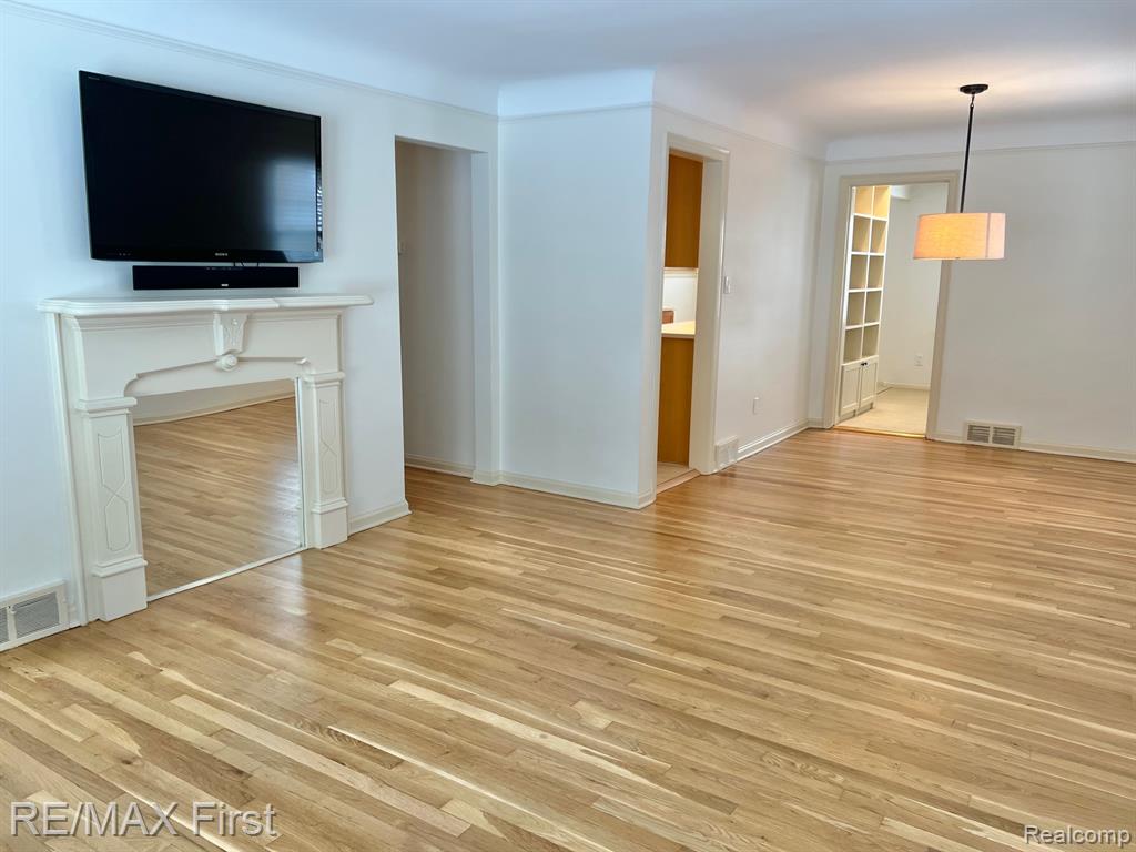 4516 Robinwood Avenue, Royal Oak, MI 48073 — Photo 3