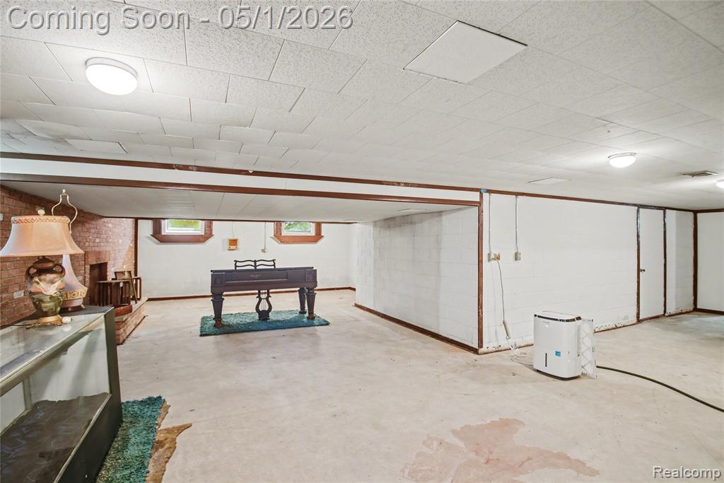 4400 Hedgethorn Circle, Burton, MI 48509 — Photo 10