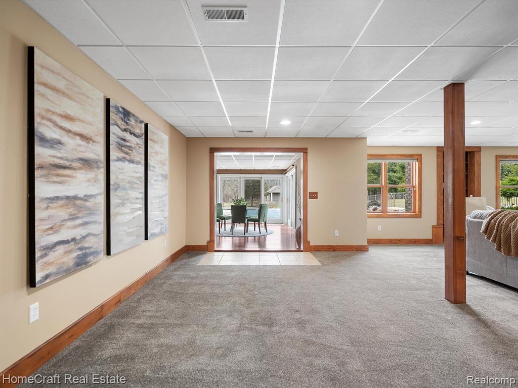 9123 SALEM FARMS Drive, South Lyon, MI 48178 — Photo 44