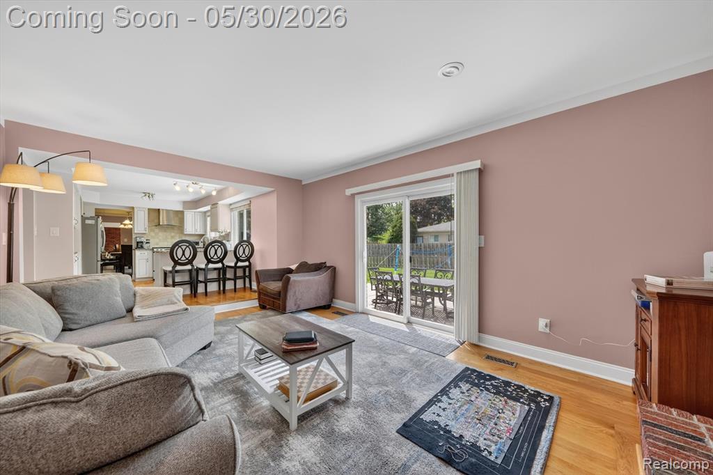 4059 Gatesford Circle Drive, Troy, MI 48085 — Photo 9