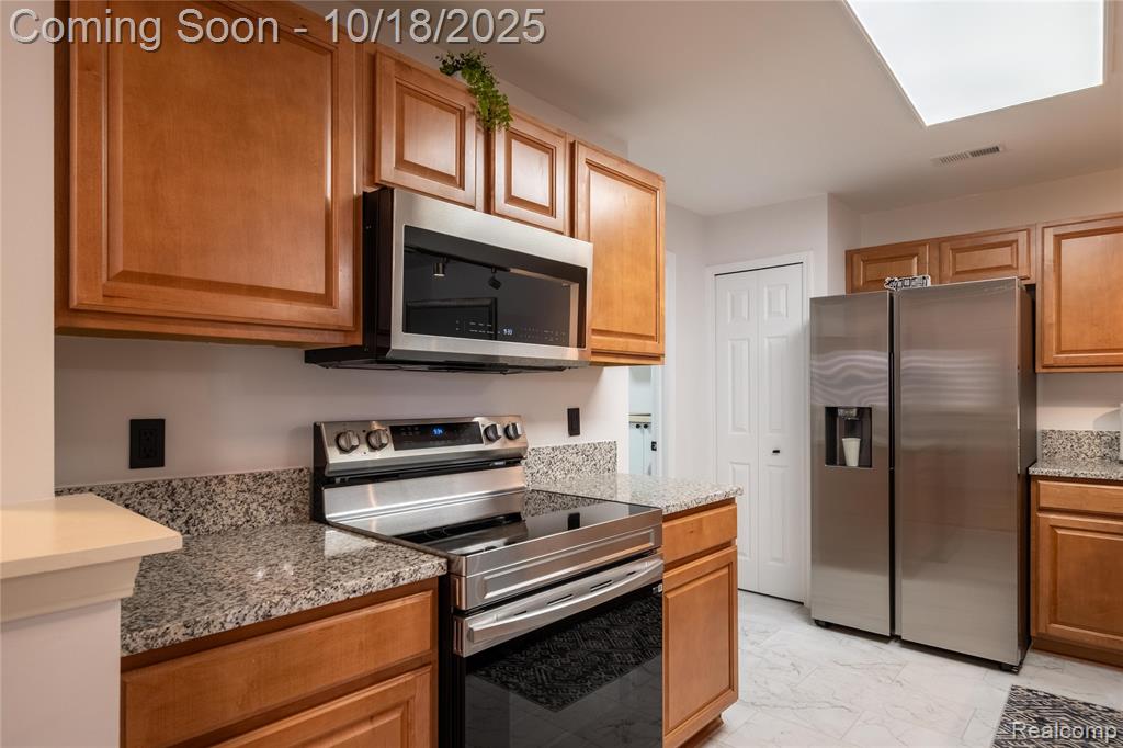16706 Dover Drive, Northville, MI 48168 — Photo 14