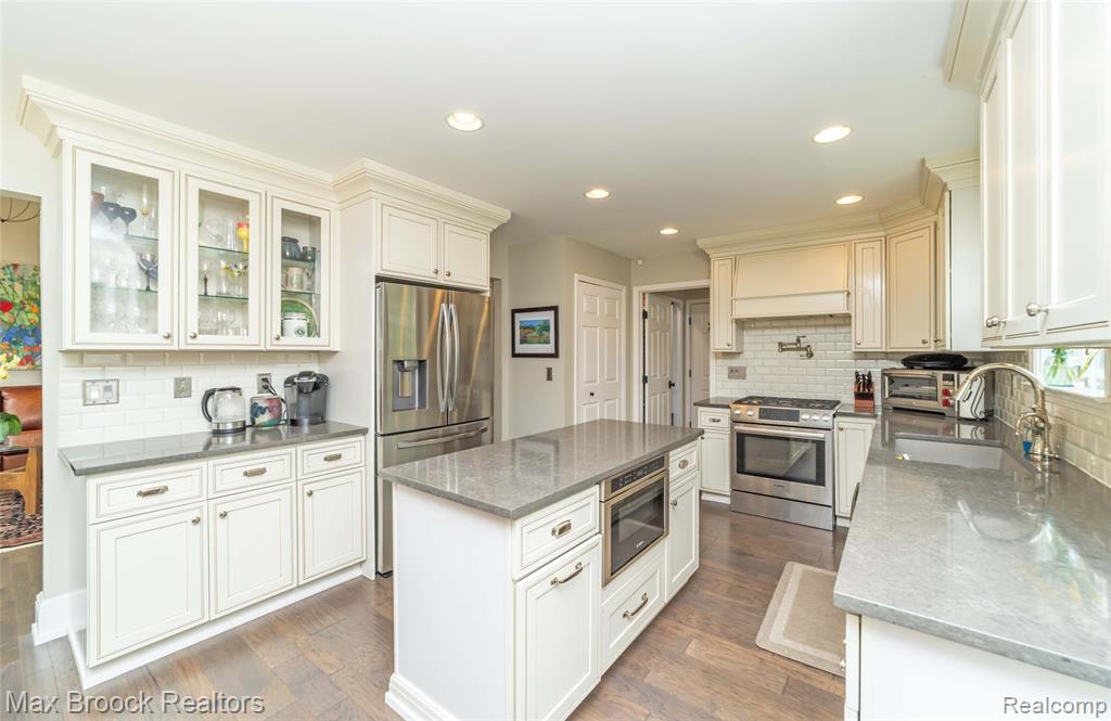 1478 Courtney Court, Hartland, MI 48353 — Photo 24