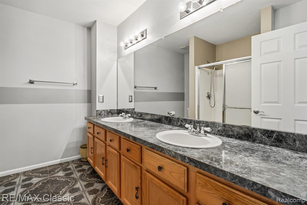 7165 Amanda Drive, Van Buren, MI 48111 — Photo 29