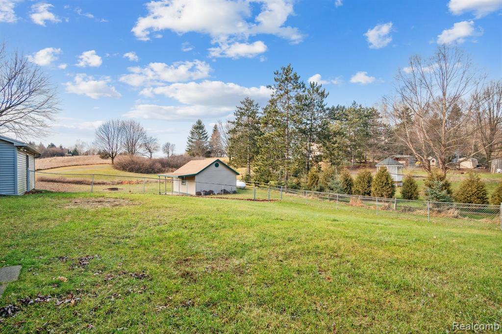 5236 PRATT Road, Lapeer, MI 48446 — Photo 33