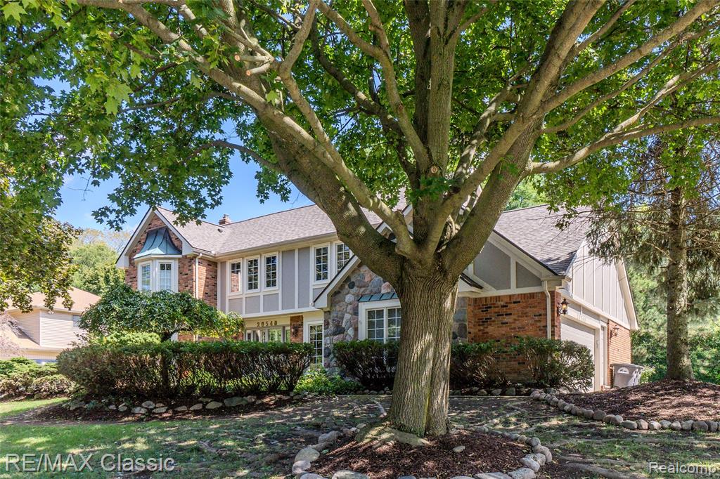 20540 Woodcreek Boulevard, Northville, MI 48167 — Photo 2