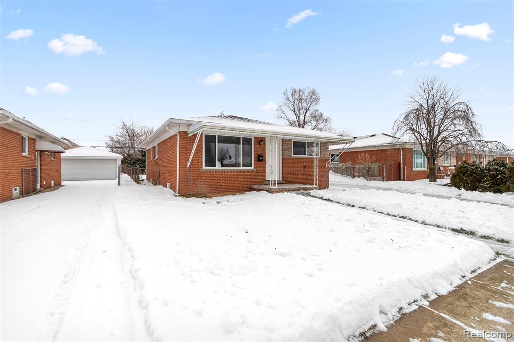 8932 Wormer, Redford, MI 48239 — Photo 2