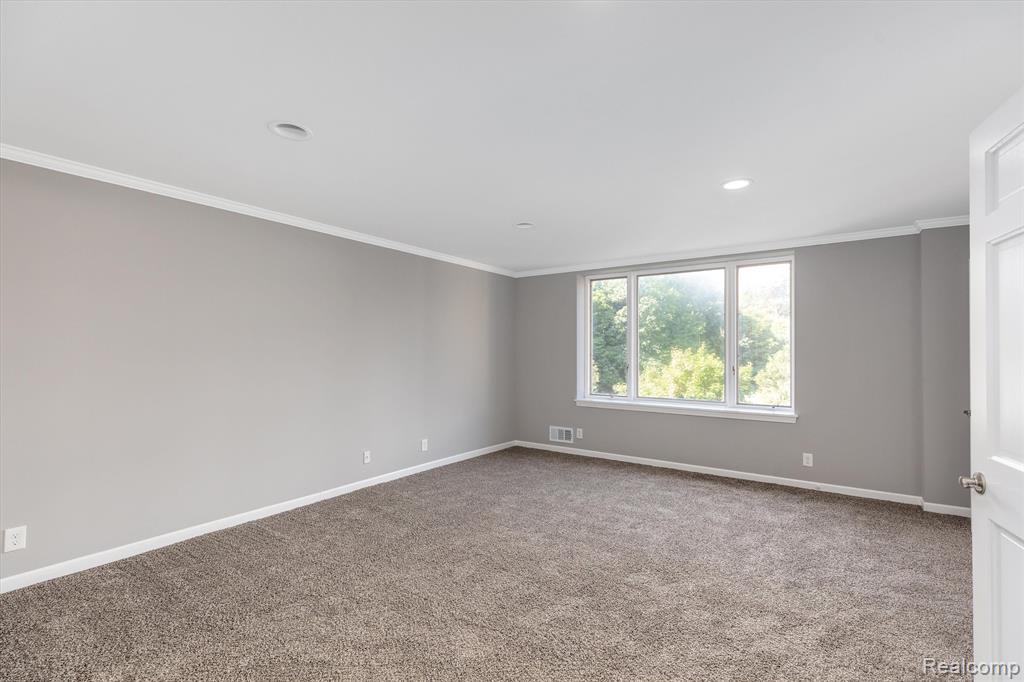 43000 12 OAKS CRESCENT Drive, 3022, Novi, MI 48377 — Photo 20