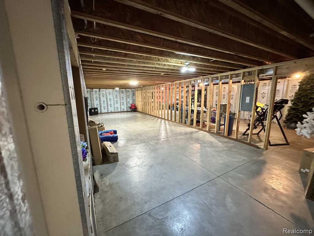 3601 Kiana Court, Norton Shores, MI 49444 — Photo 33