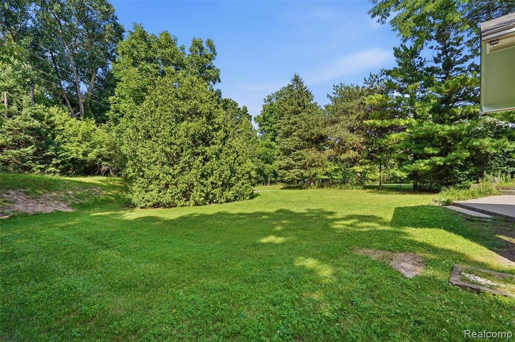 470 Morgan Circle, Northville, MI 48167 — Photo 40