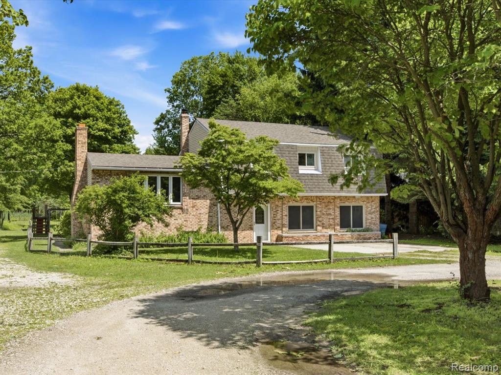 2861 Church Road, Columbus, MI — Photo 5