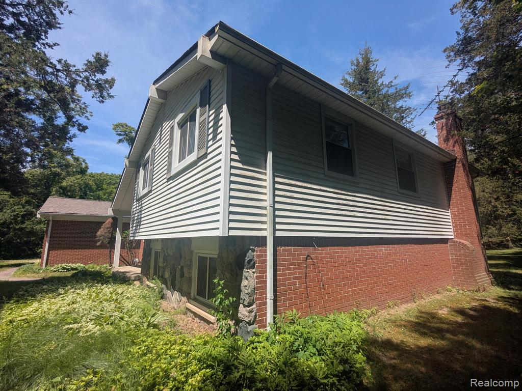 3211 McCluskey, Pinckney, MI 48169 — Photo 2