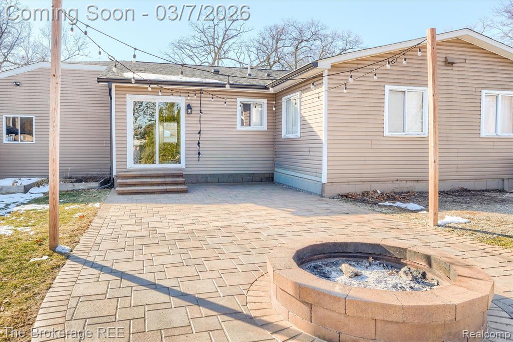4405 Green Lake Road, West Bloomfield, MI 48323 — Photo 6