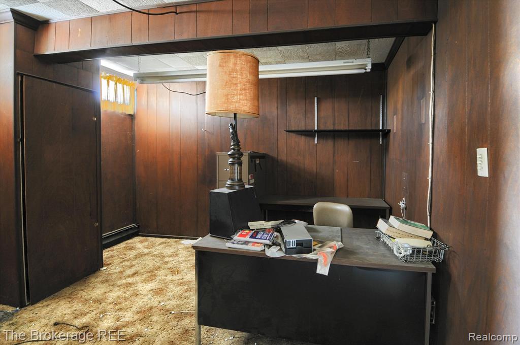 4032 Fenton Road, Flint, MI 48507 — Photo 16