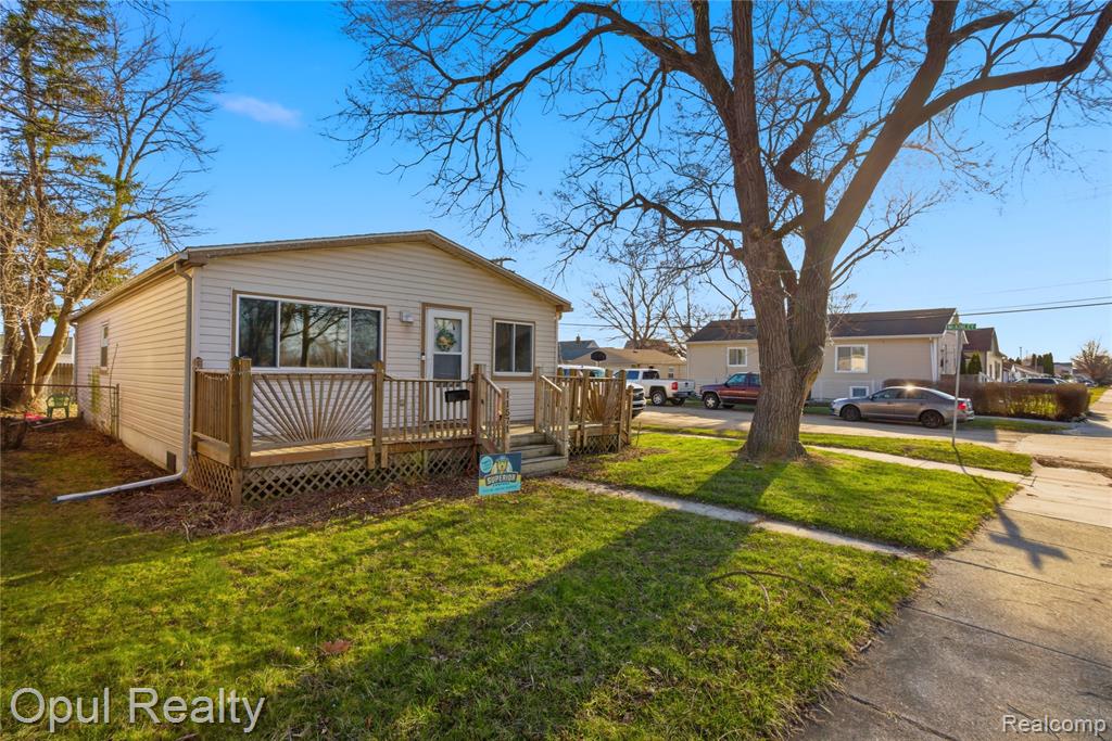 11571 Grant Street, Riverview, MI 48193 — Photo 3