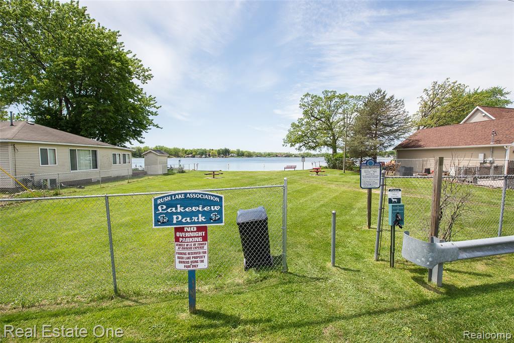 8402 Scotia, Pinckney, MI 48169 — Photo 42