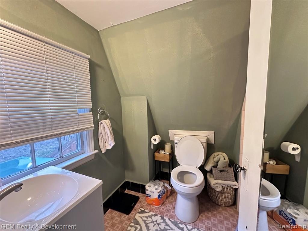 671 S. Main Street, Unit #2 Street, Plymouth, MI 48170 — Photo 8