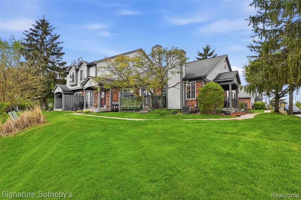 452 Nicolet Street, 6, Walled Lake, MI 48390 — Photo 7