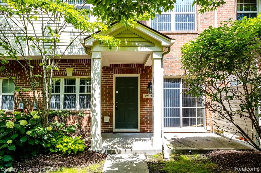 39660 Rockcrest Lane, Northville, MI — front exterior