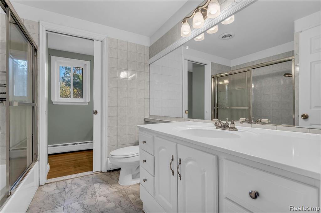 7477 Heather Heath Lane, West Bloomfield, MI — Photo 28
