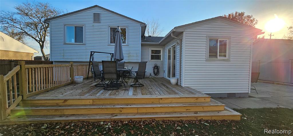 22308 Larch Street, Woodhaven, MI 48183 — Photo 28
