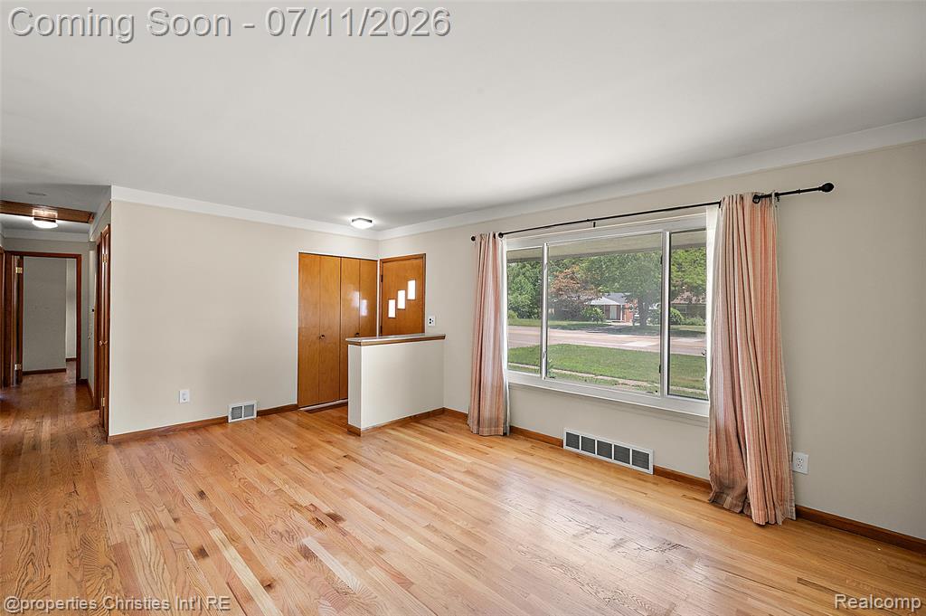 9961 Merriman Road, Livonia, MI 48150 — Photo 3