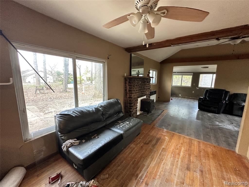 235 Woodbine Drive, Milford, MI 48380 — Photo 6