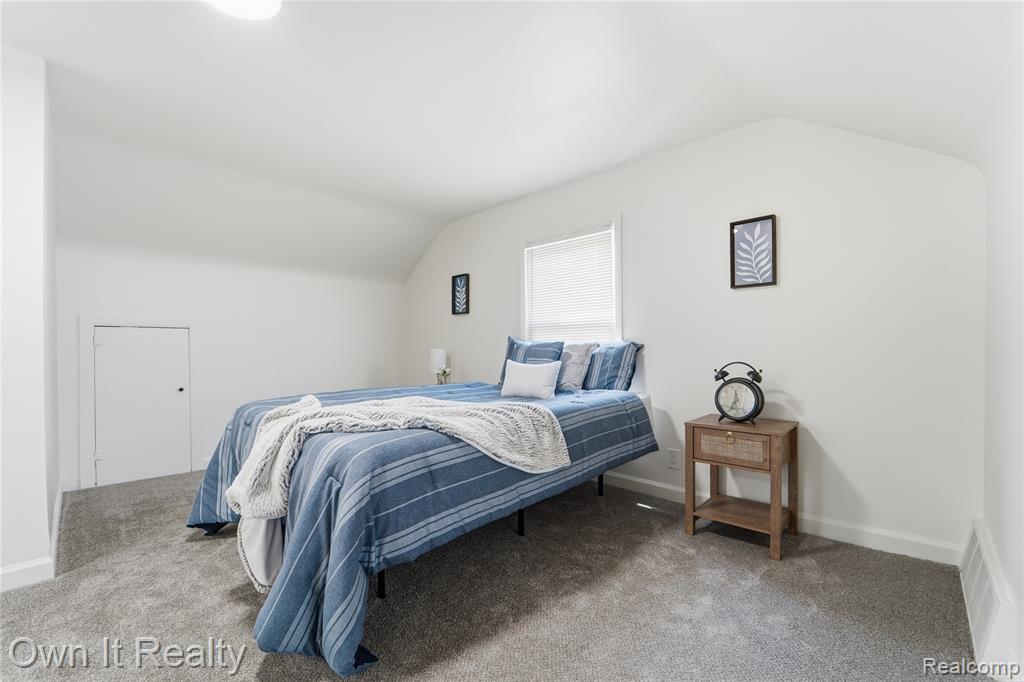 16884 Freeland Street, Detroit, MI 48235 — Photo 21