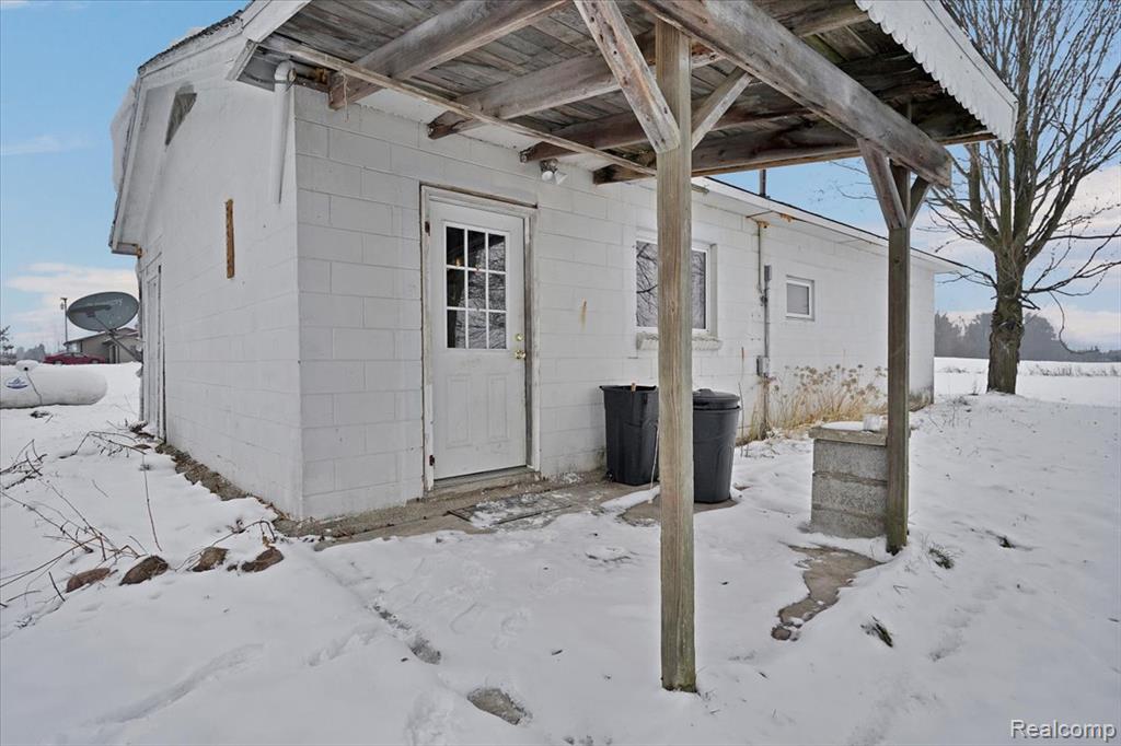 8858 Willits Road, Mayville Vlg, MI 48744 — front exterior
