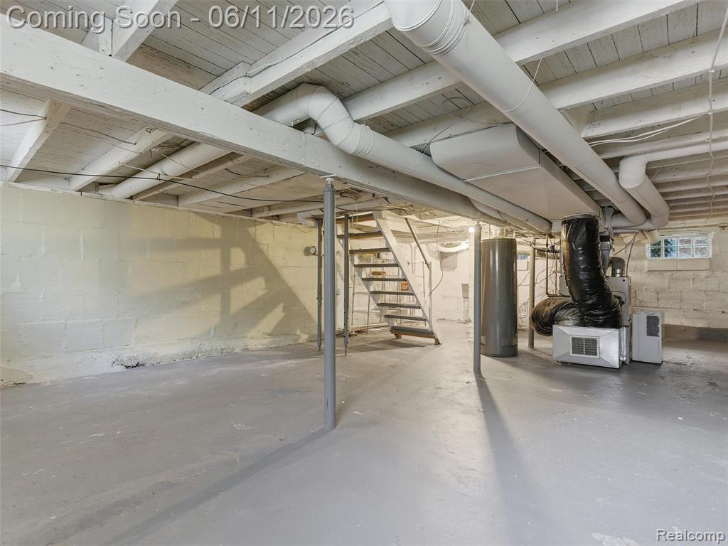 404 La Plaza Court, Royal Oak, MI 48073 — Photo 18