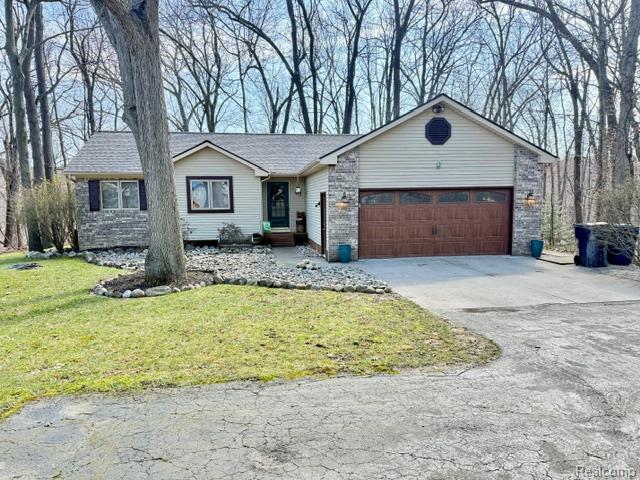 2180 Landmark Drive, Lapeer, MI 48446 — Photo 2
