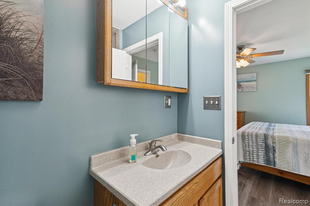 49765 Martz Road, Van Buren, MI 48111 — Photo 38
