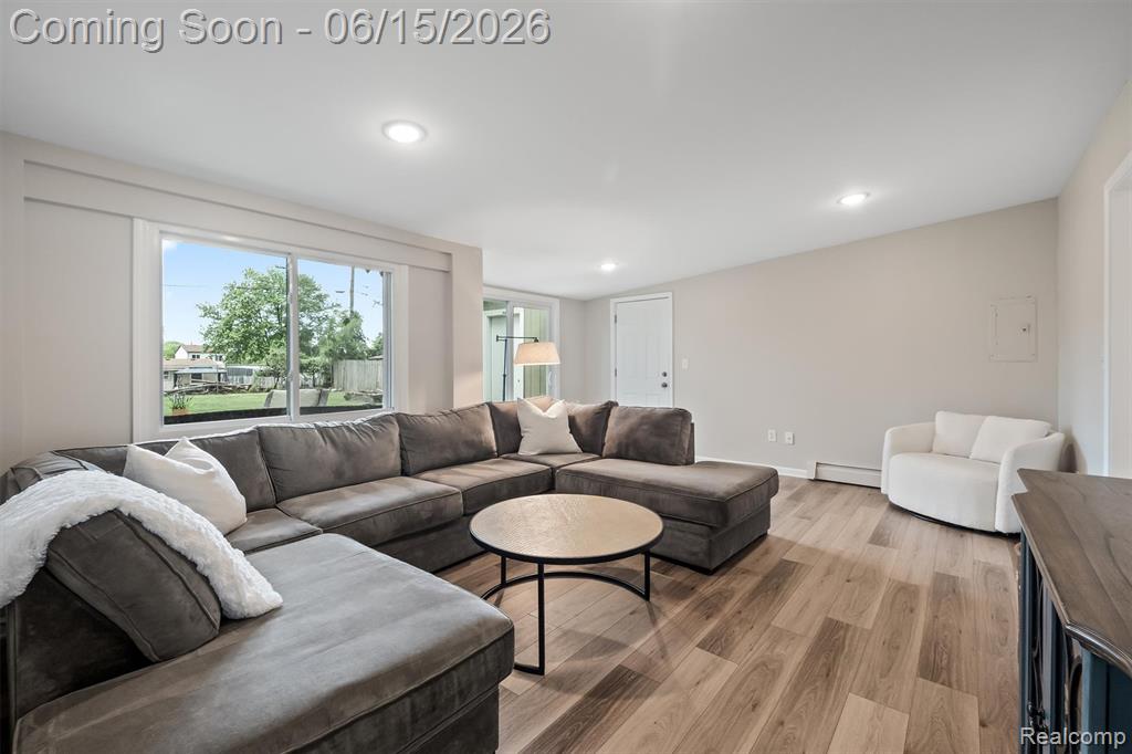 870 Pine Tree Road, Lake Orion, MI 48362 — Photo 22