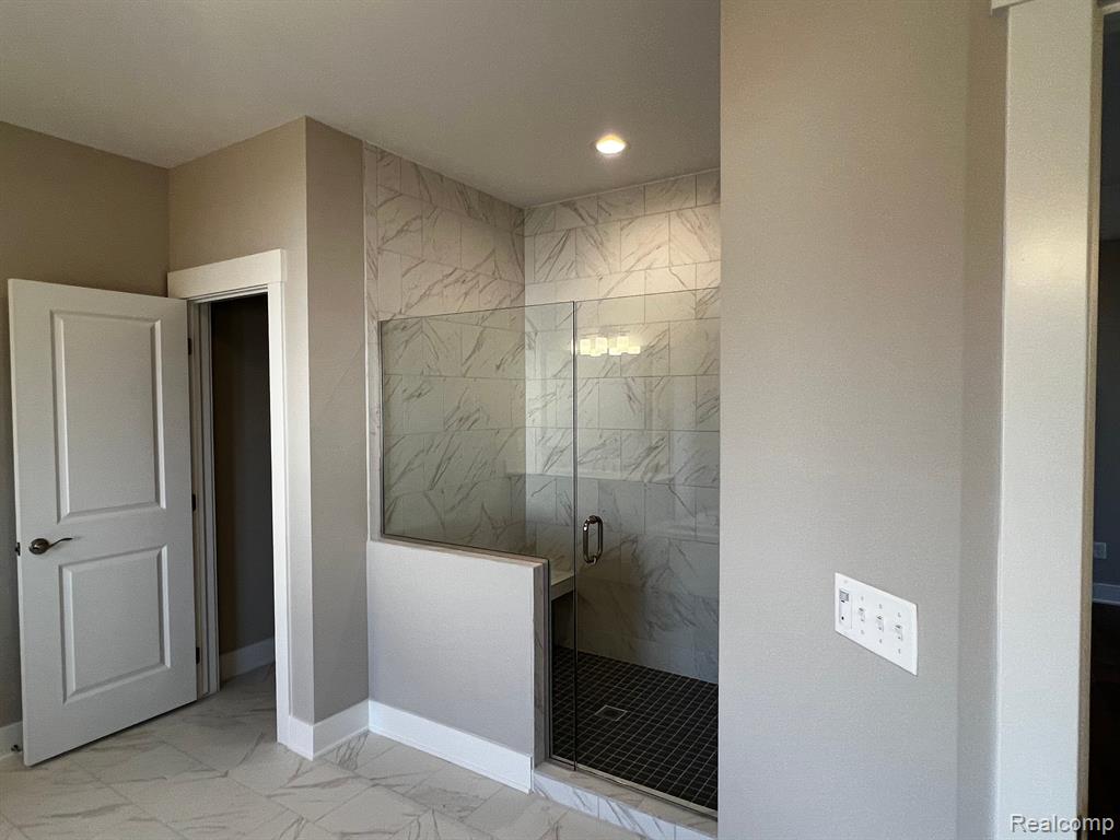 13914 Leeward Drive, Shelby, MI 48315 — Photo 31