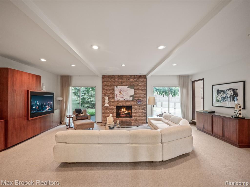 7448 STONY RIVER Court, Bloomfield Hills, MI 48301 — Photo 4