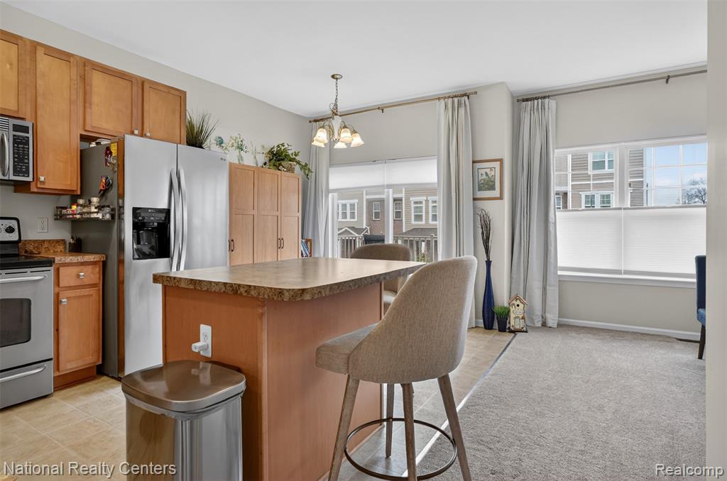 188 Center Boulevard, Wixom, MI 48393 — Photo 19