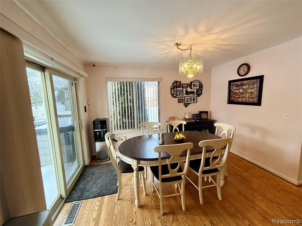 7586 Paradise Drive, Grand Blanc, MI 48439 — Photo 17