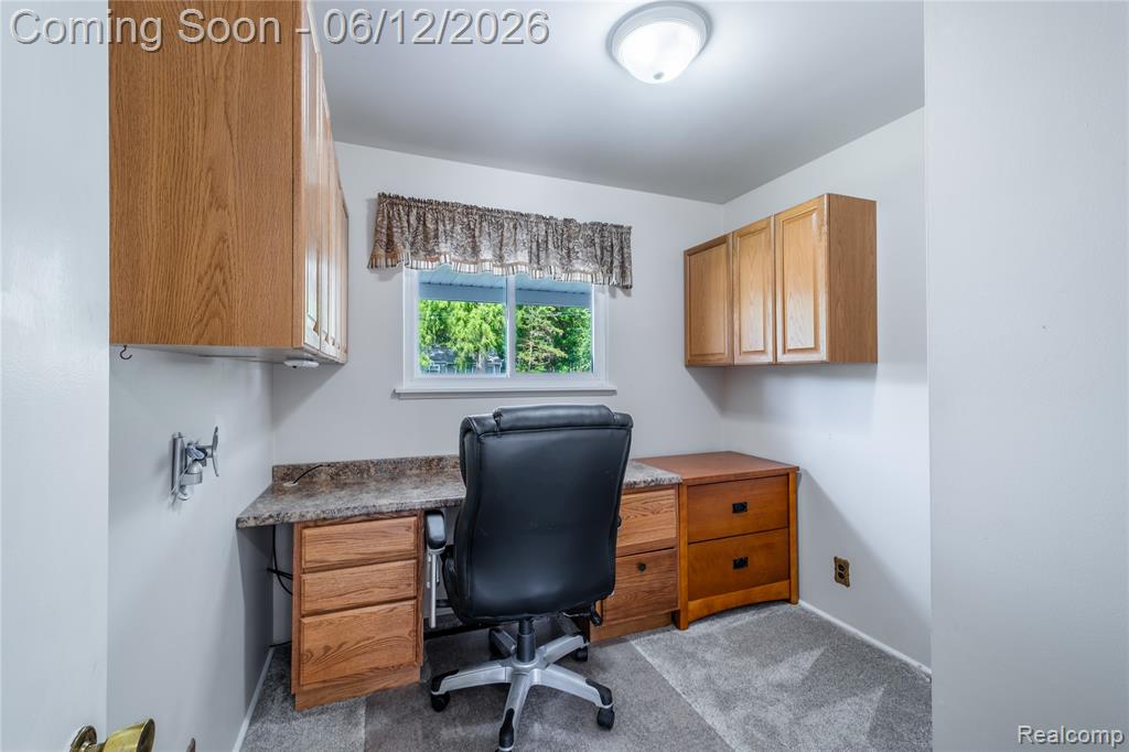 4083 Bristolwood Drive, Flint, MI 48507 — Photo 11