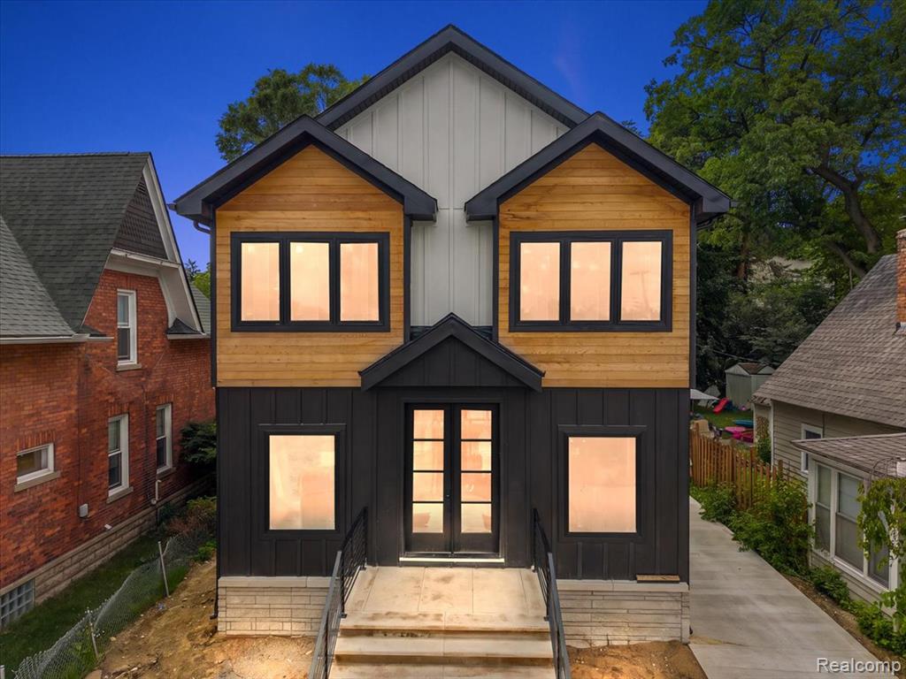 205 Pine Street
