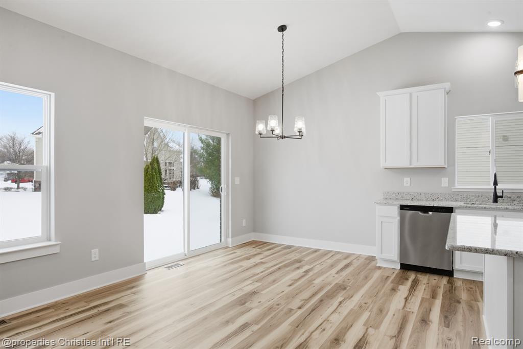 23150 Waterview Drive, New Boston, MI 48164 — Photo 14