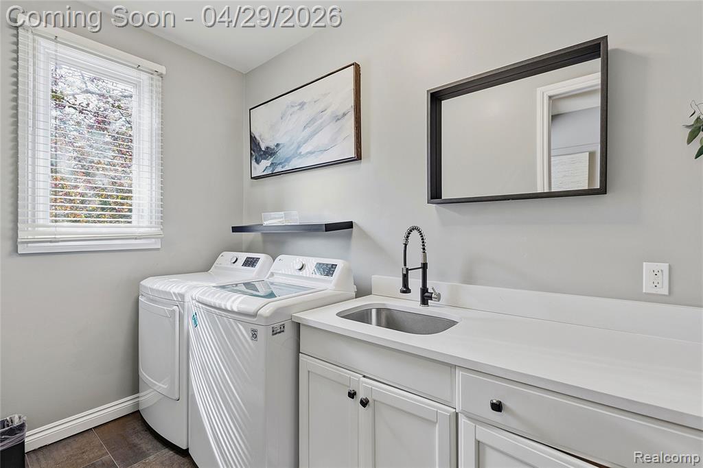 1920 Vinsetta Court, Rochester, MI 48306 — Photo 27
