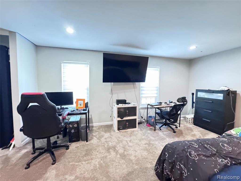 5203 Forestdale Court, West Bloomfield, MI — Photo 27