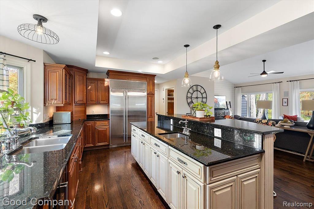 4671 BURNLEY Drive, Bloomfield Hills, MI 48304 — Photo 26