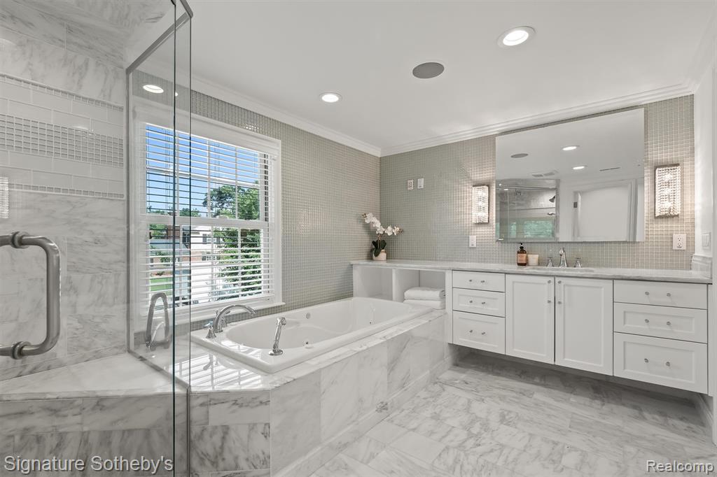 182 Chewton Road, Bloomfield Hills, MI 48301 — Photo 16