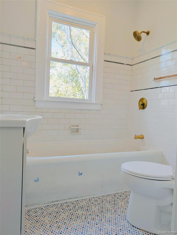 1932 Gladstone Street, Detroit, MI 48206 — Photo 16
